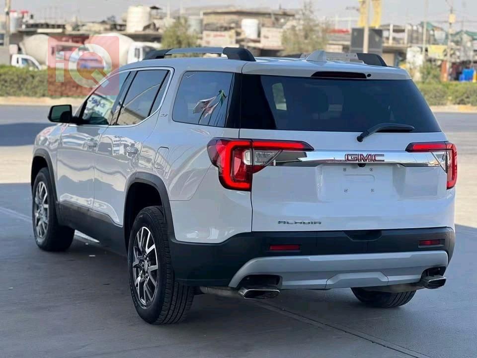 GMC Acadia